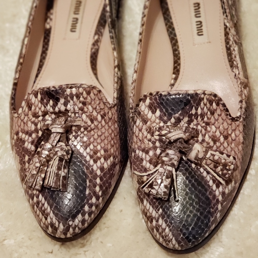 Miu Miu snake/lizard loafers